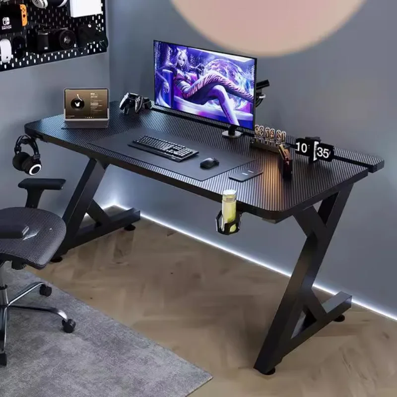 Q Scrivanie per computer nere  - Desk Setup Designer recensione e prezzo