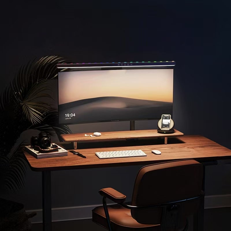 Lampada da scrivania sospesa c - Desk Setup White recensione e prezzo