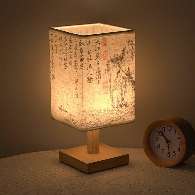 Lampade da tavolo con decorazi - Desk Setup White recensione e prezzo